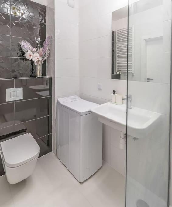 Urbannestgroup - City Center - Sienna 65 바르샤바 외부 사진
